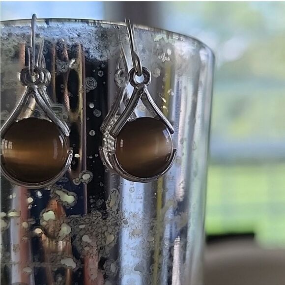 Vintage Tiger Eye Hook Earrings On Silver Tone Setting - Picture 5 of 5